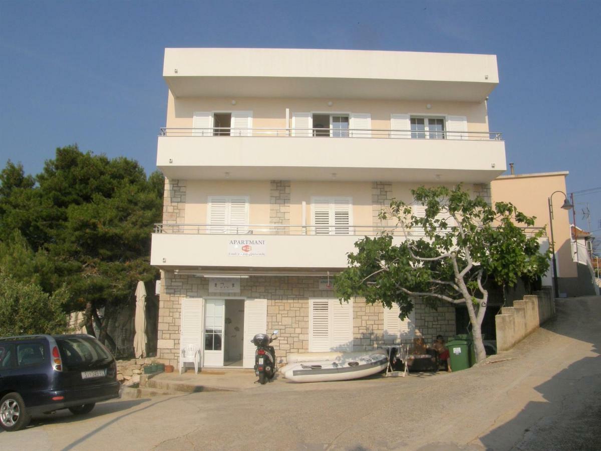 Apartments Brico Primosten Ngoại thất bức ảnh