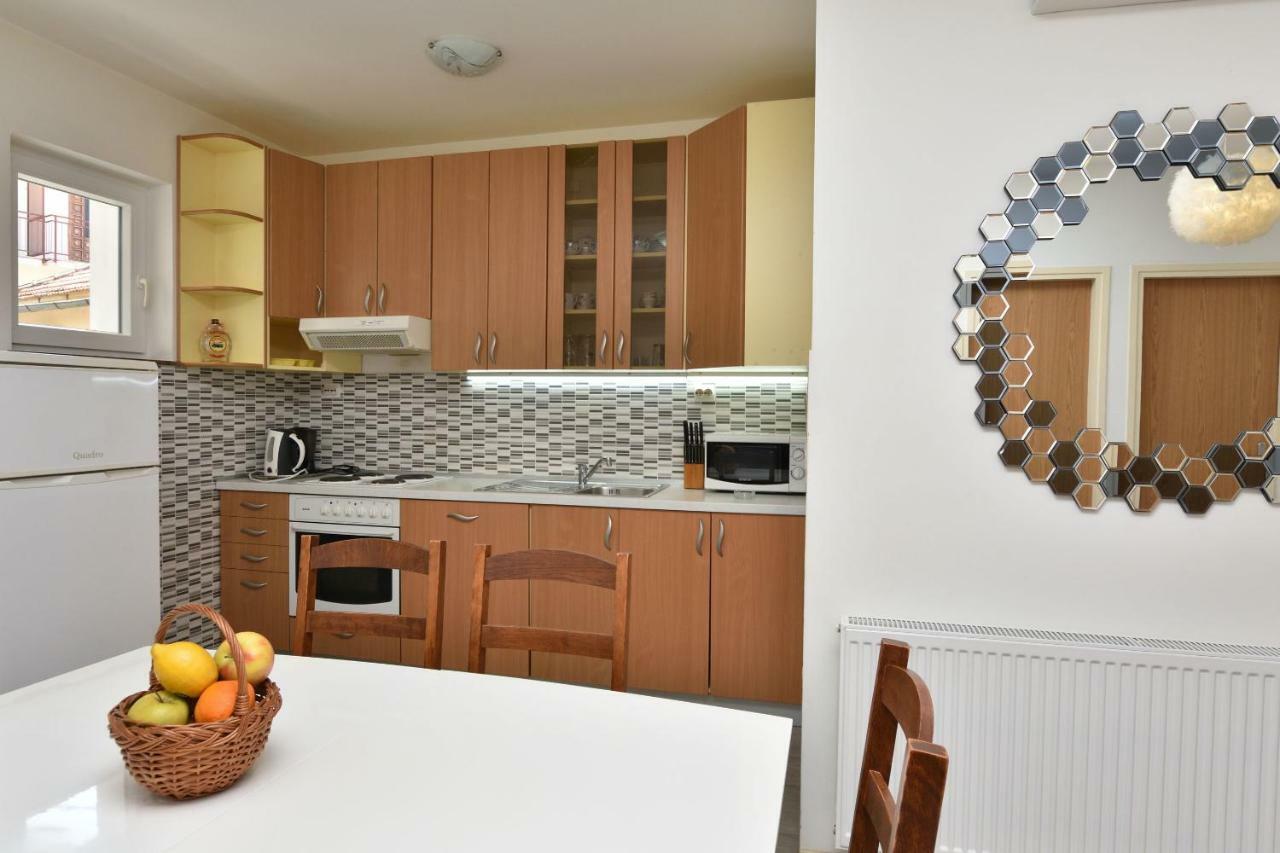 Apartments Brico Primosten Ngoại thất bức ảnh